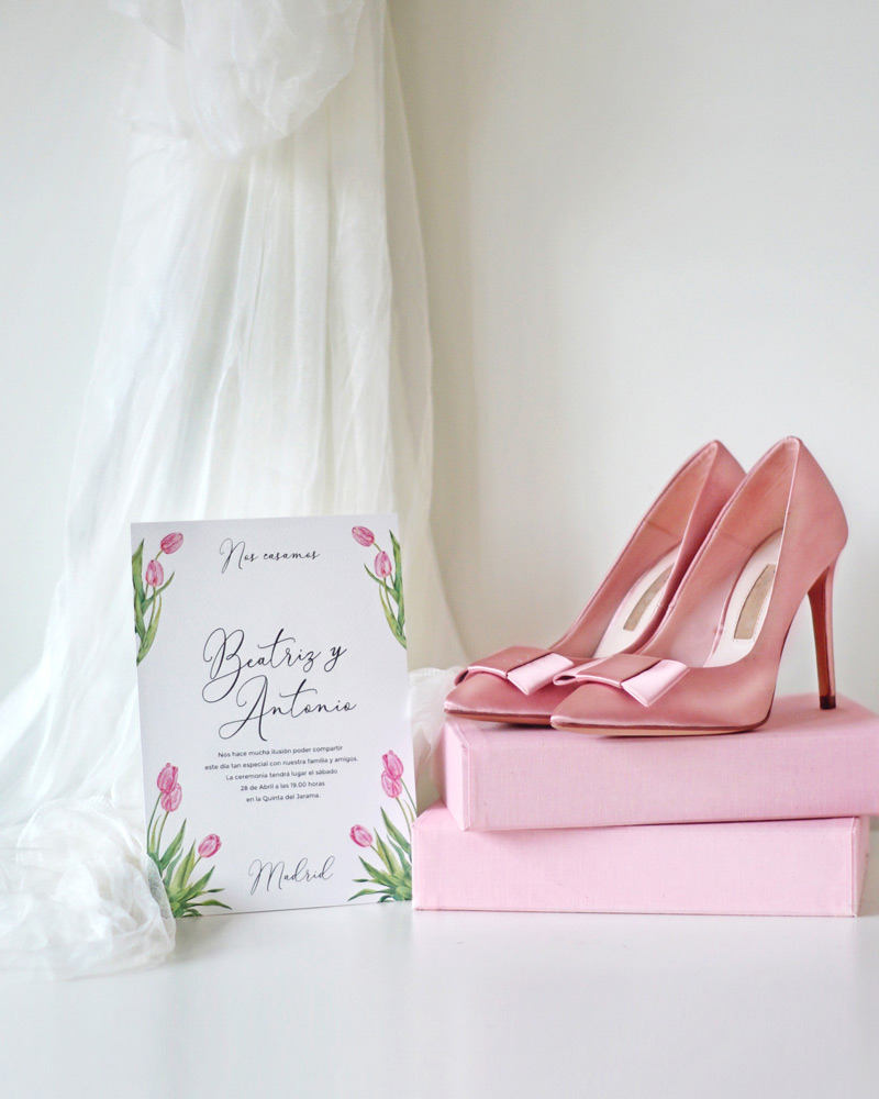 invitaciones y sobres de boda tulipanes something cute