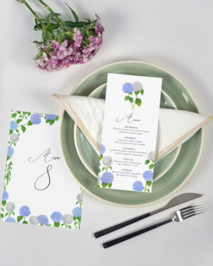 papelería de mesa hortensias azules meseros y minutas something cute